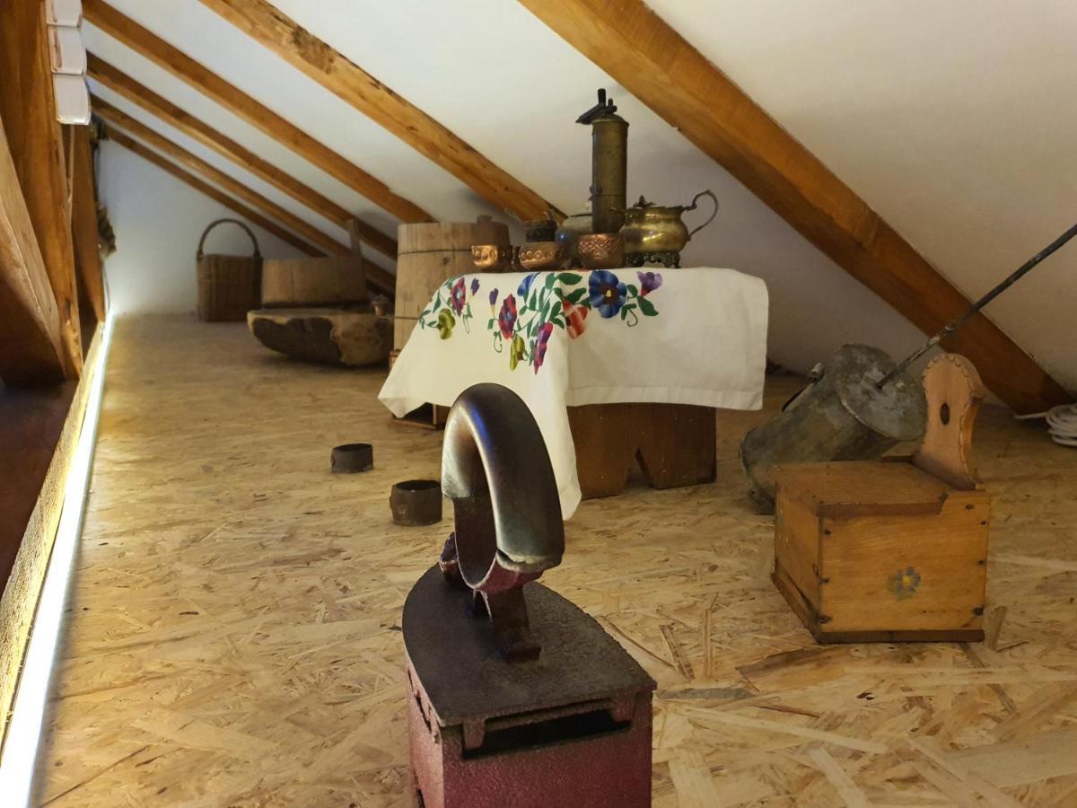 Village House Dunja Virpazar Bagian luar foto