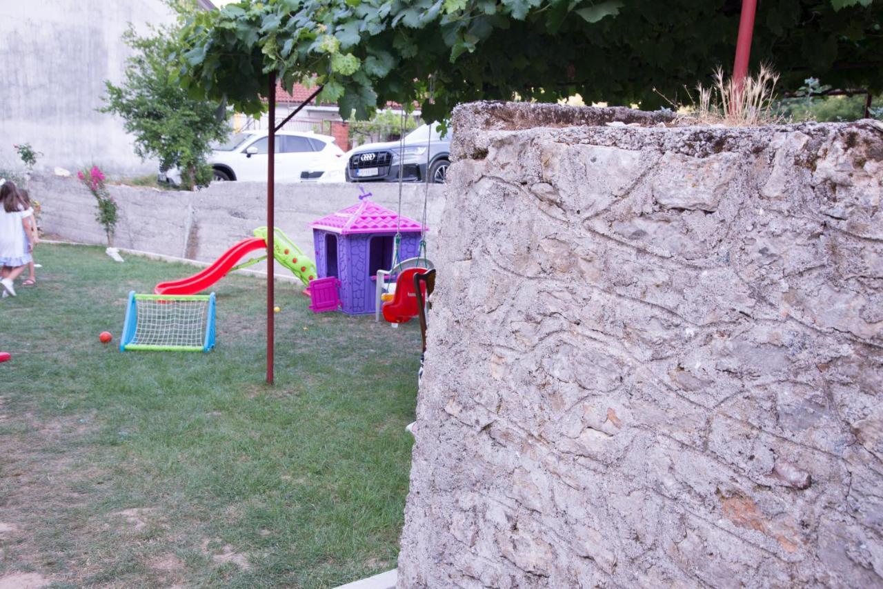 Village House Dunja Virpazar Bagian luar foto