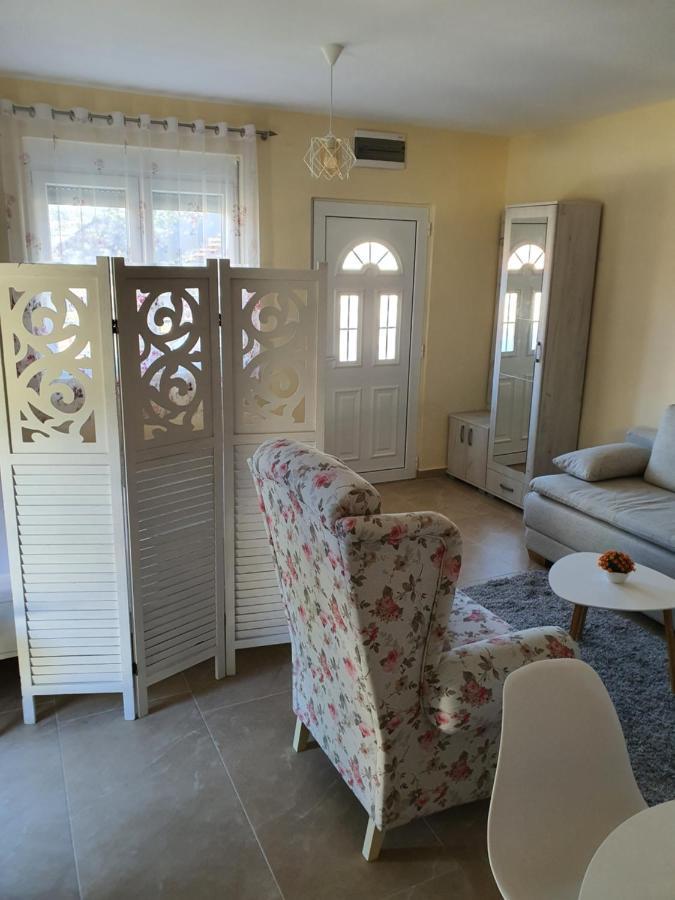 Village House Dunja Virpazar Bagian luar foto