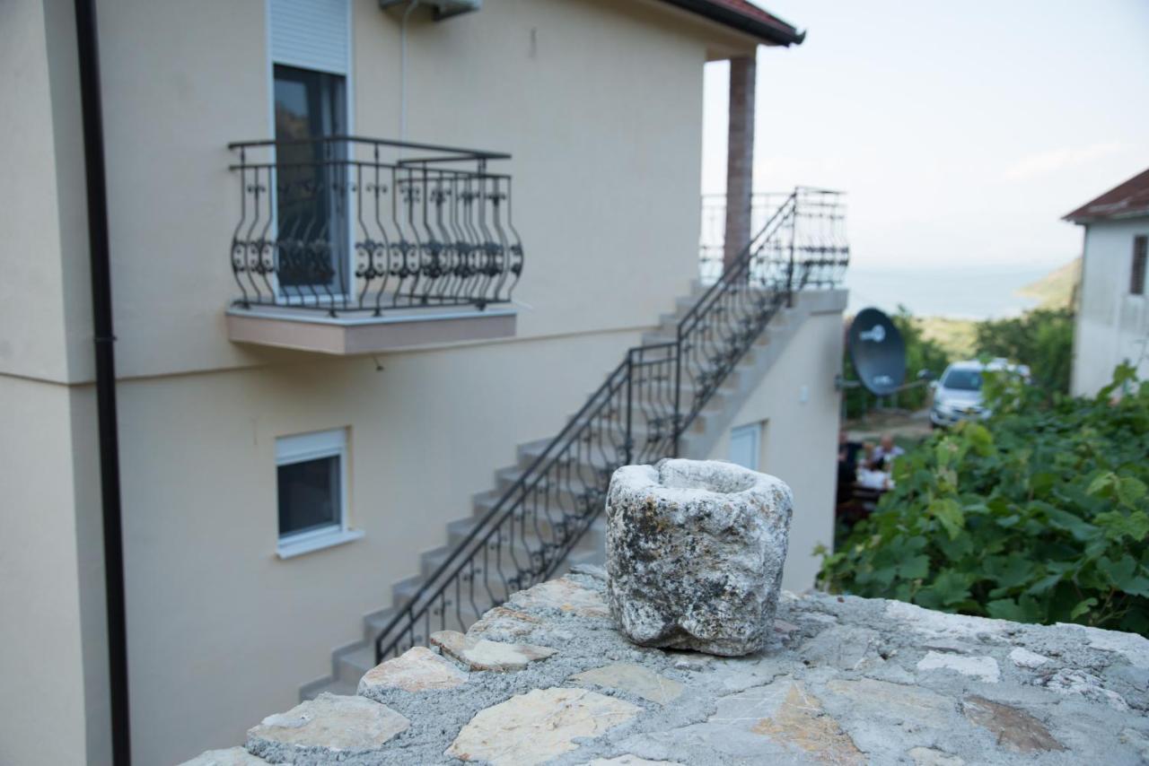 Village House Dunja Virpazar Bagian luar foto