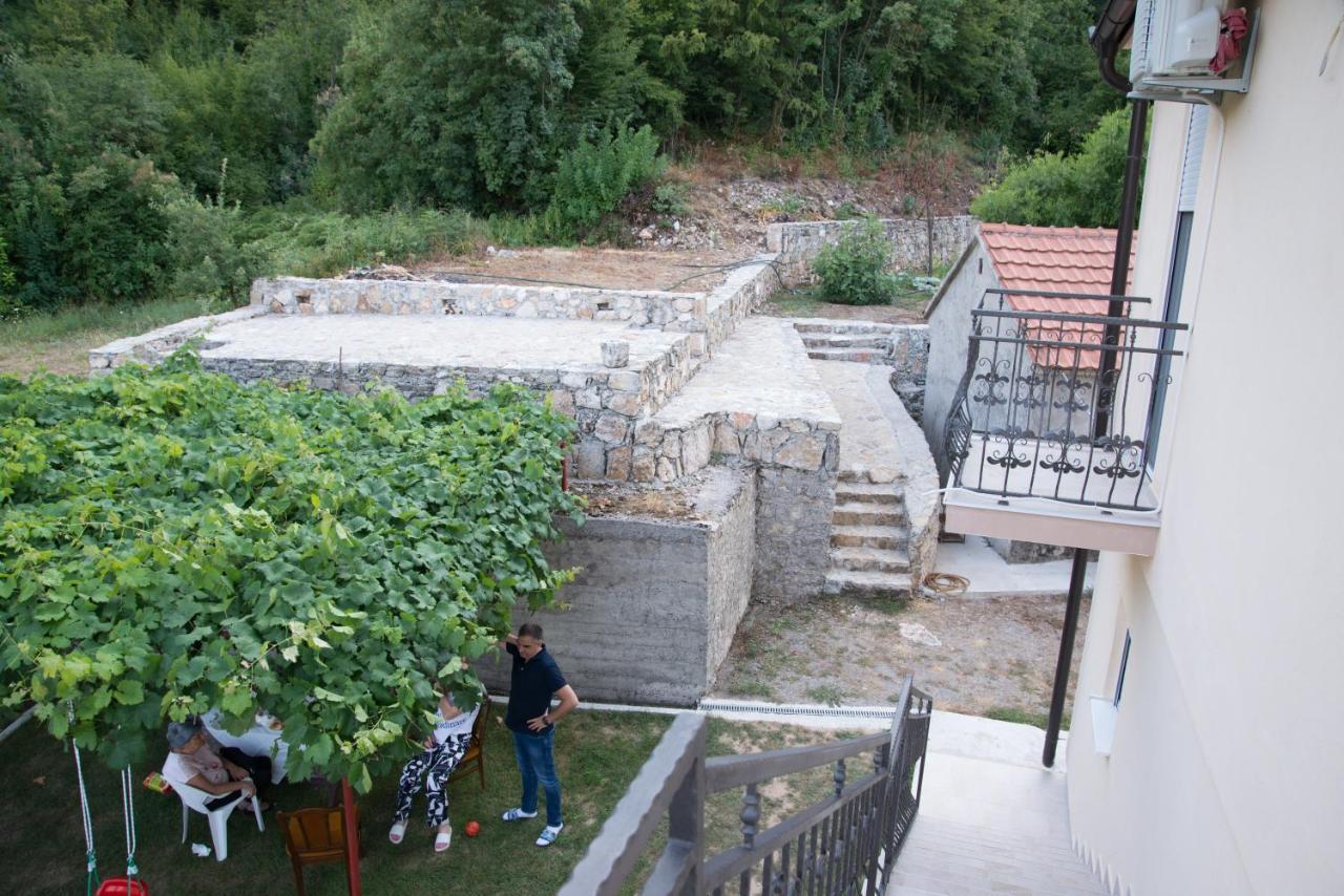 Village House Dunja Virpazar Bagian luar foto