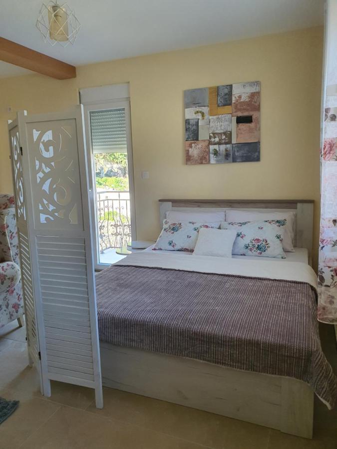 Village House Dunja Virpazar Bagian luar foto