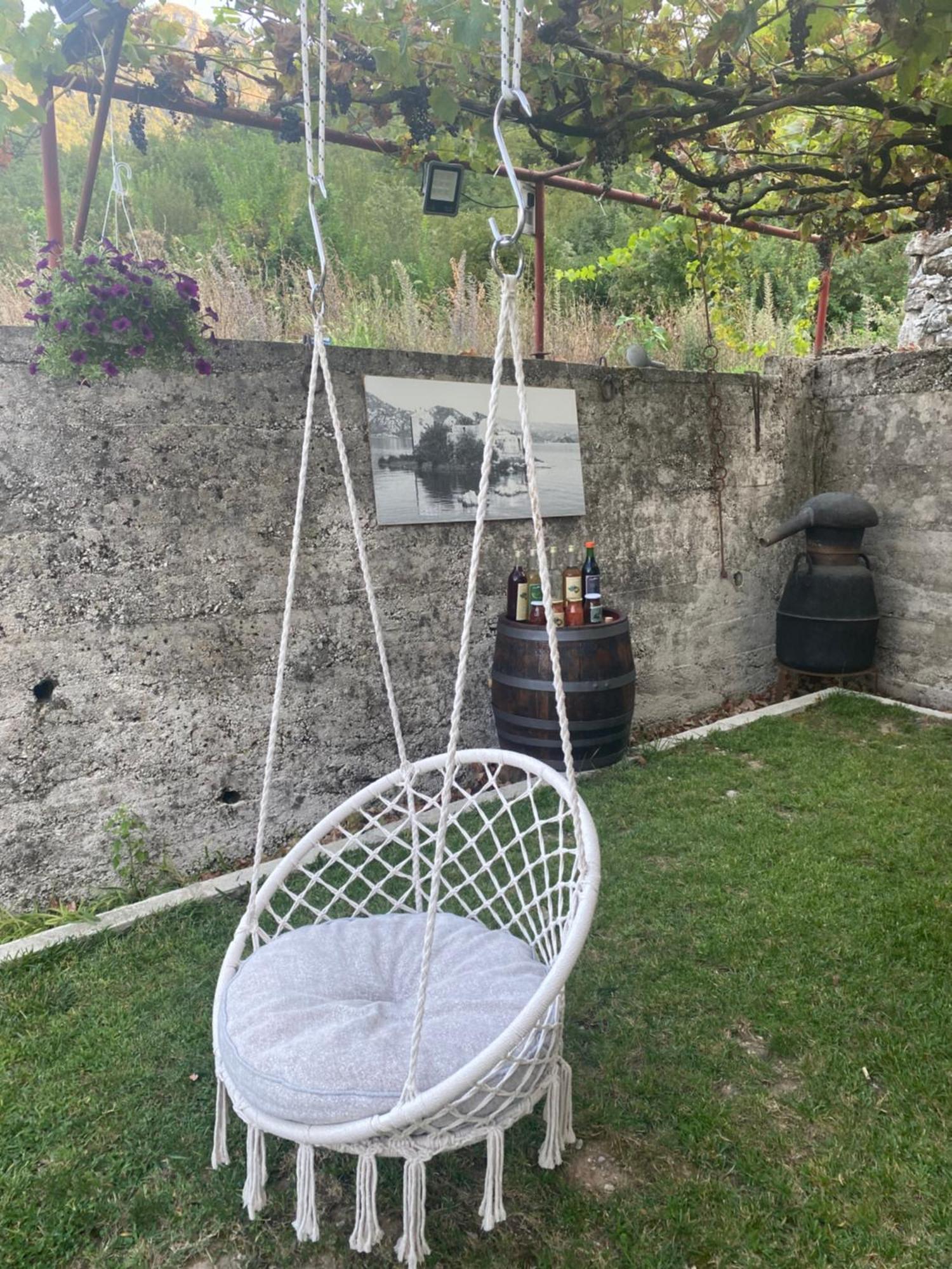 Village House Dunja Virpazar Bagian luar foto