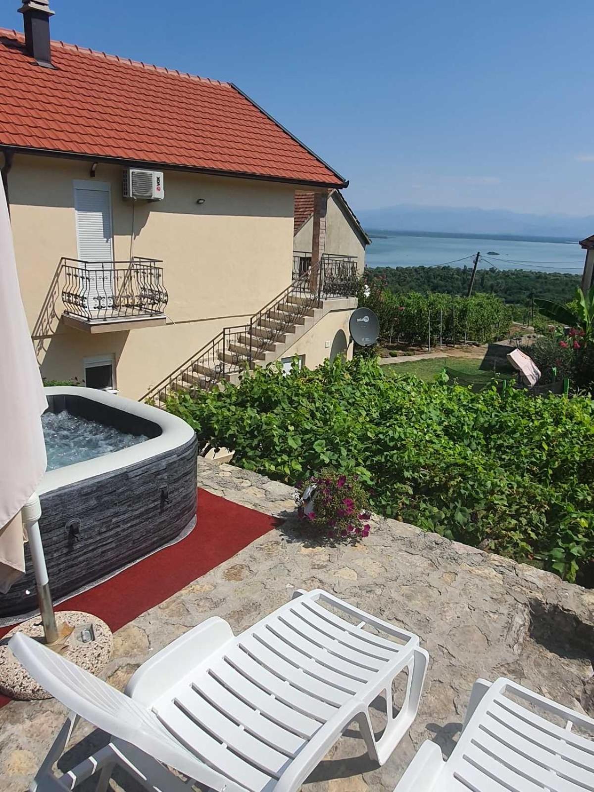 Village House Dunja Virpazar Bagian luar foto